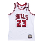 Mitchell & Ness NBA Authentic Jersey - 1991-92 / Michael Jordan